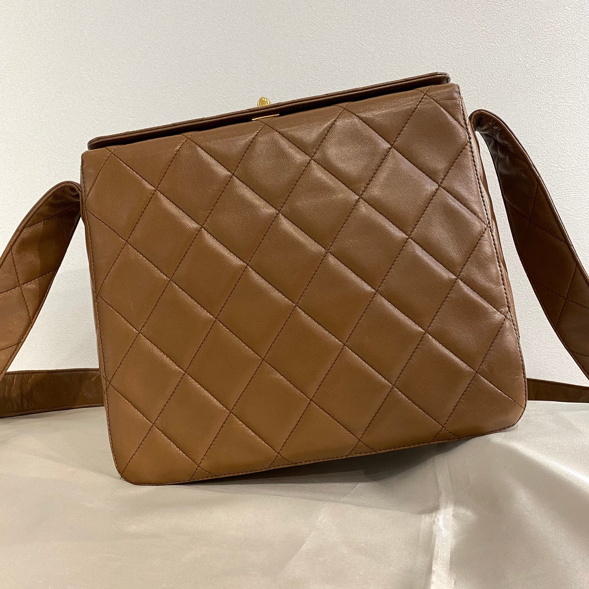 Chanel Shoulder Bag - Ewore Bags