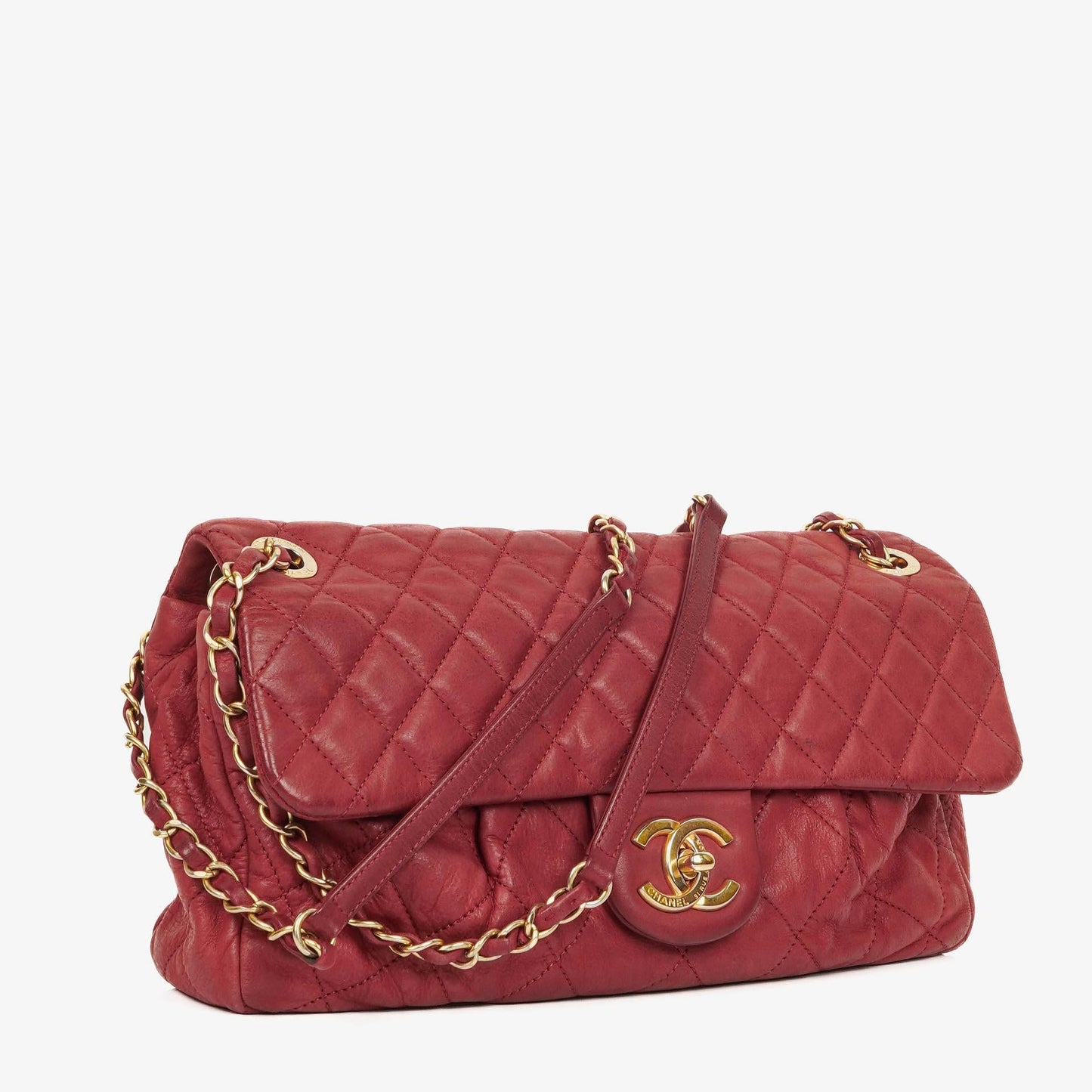 Chanel Chic Single Flap Bag Quilted Iridescent Calfskin With Gold-Tone Hardware