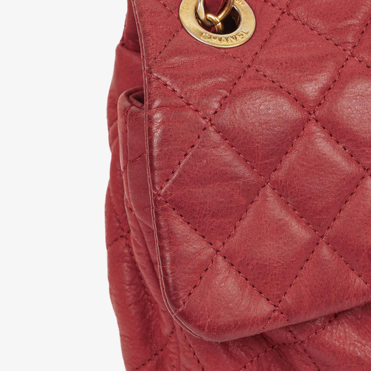 Chanel Chic Single Flap Bag Quilted Iridescent Calfskin With Gold-Tone Hardware