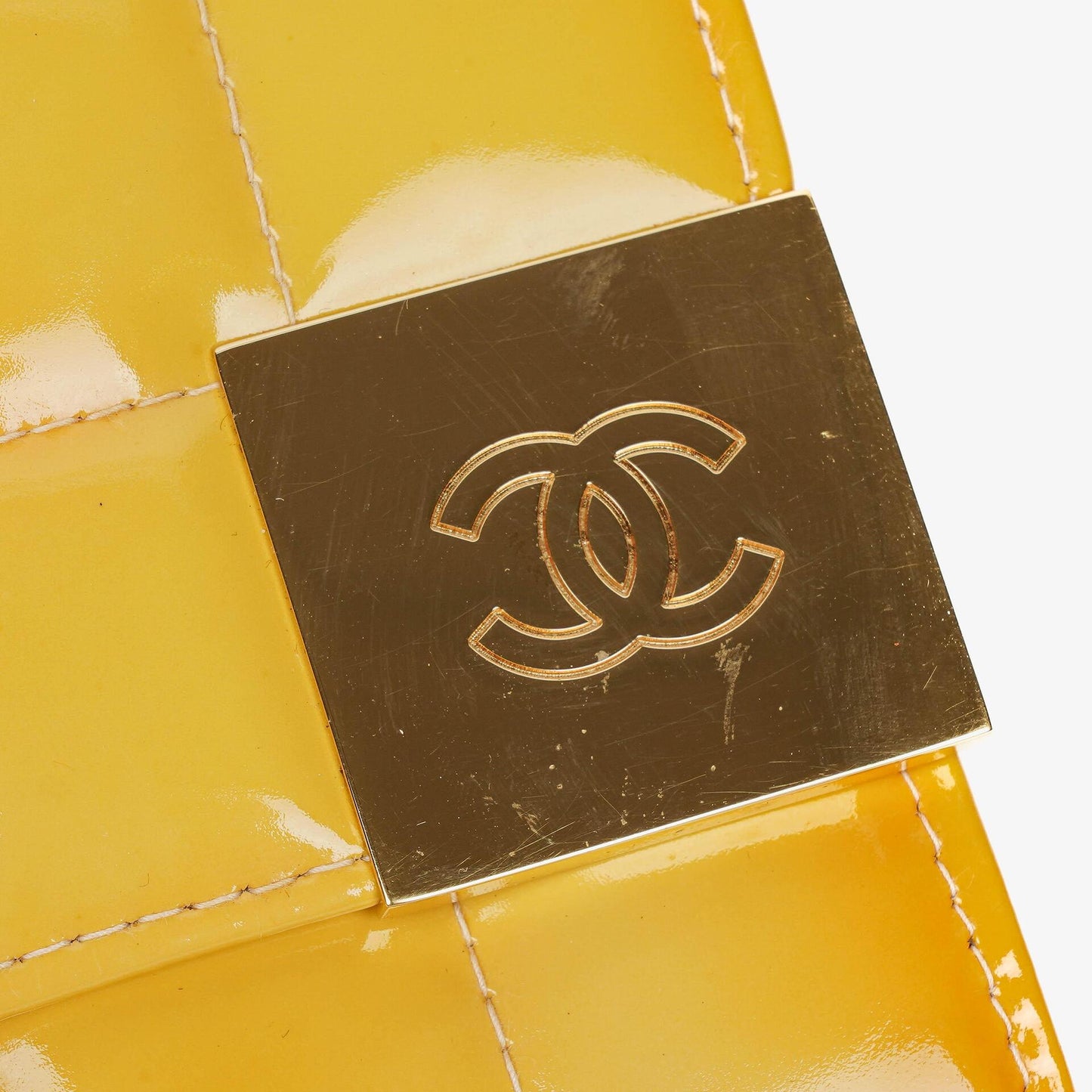 Chanel Chocolate Bar East West Patent Leather Shoulder Bag