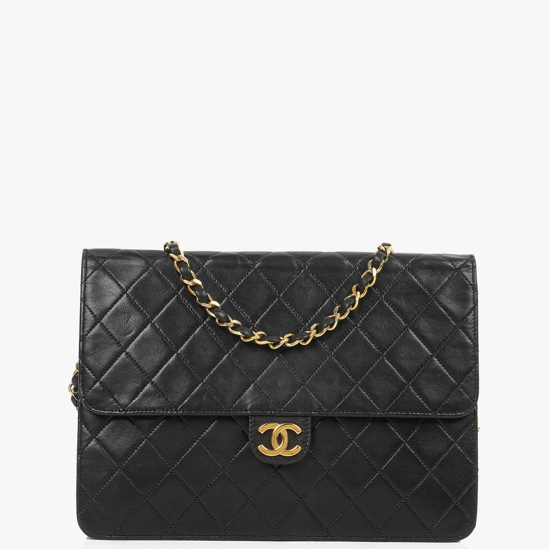 Chanel Classic Single Flap Bag Black Quilted Lambskin Gold-Tone Hardware Medium