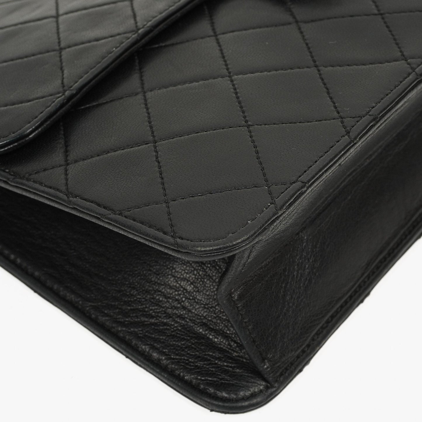 Chanel Classic Single Flap Bag Black Quilted Lambskin Gold-Tone Hardware Medium