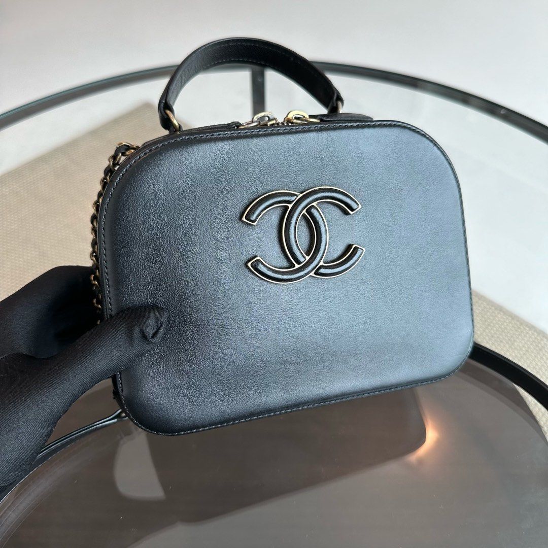 Chanel Handbag - EworeBags