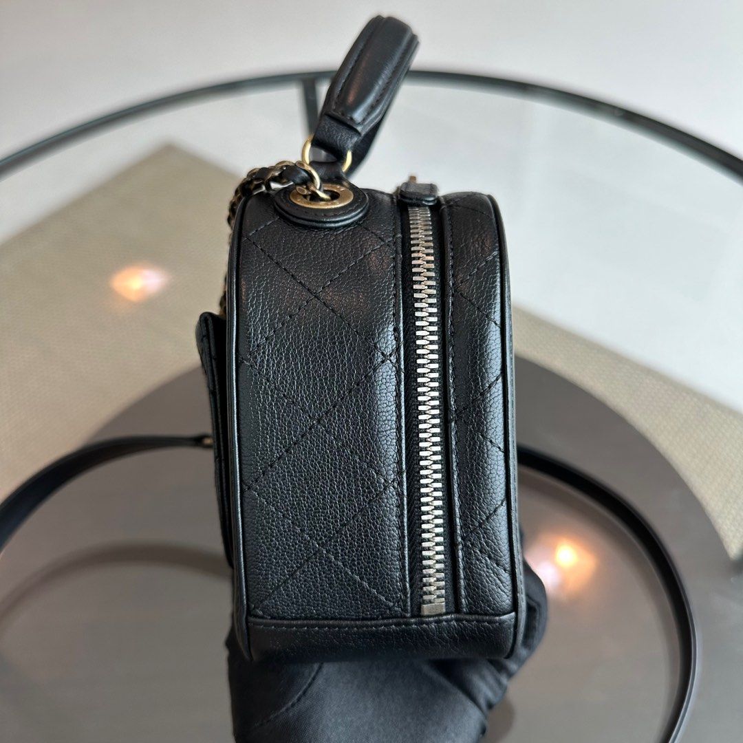 Chanel Handbag - EworeBags