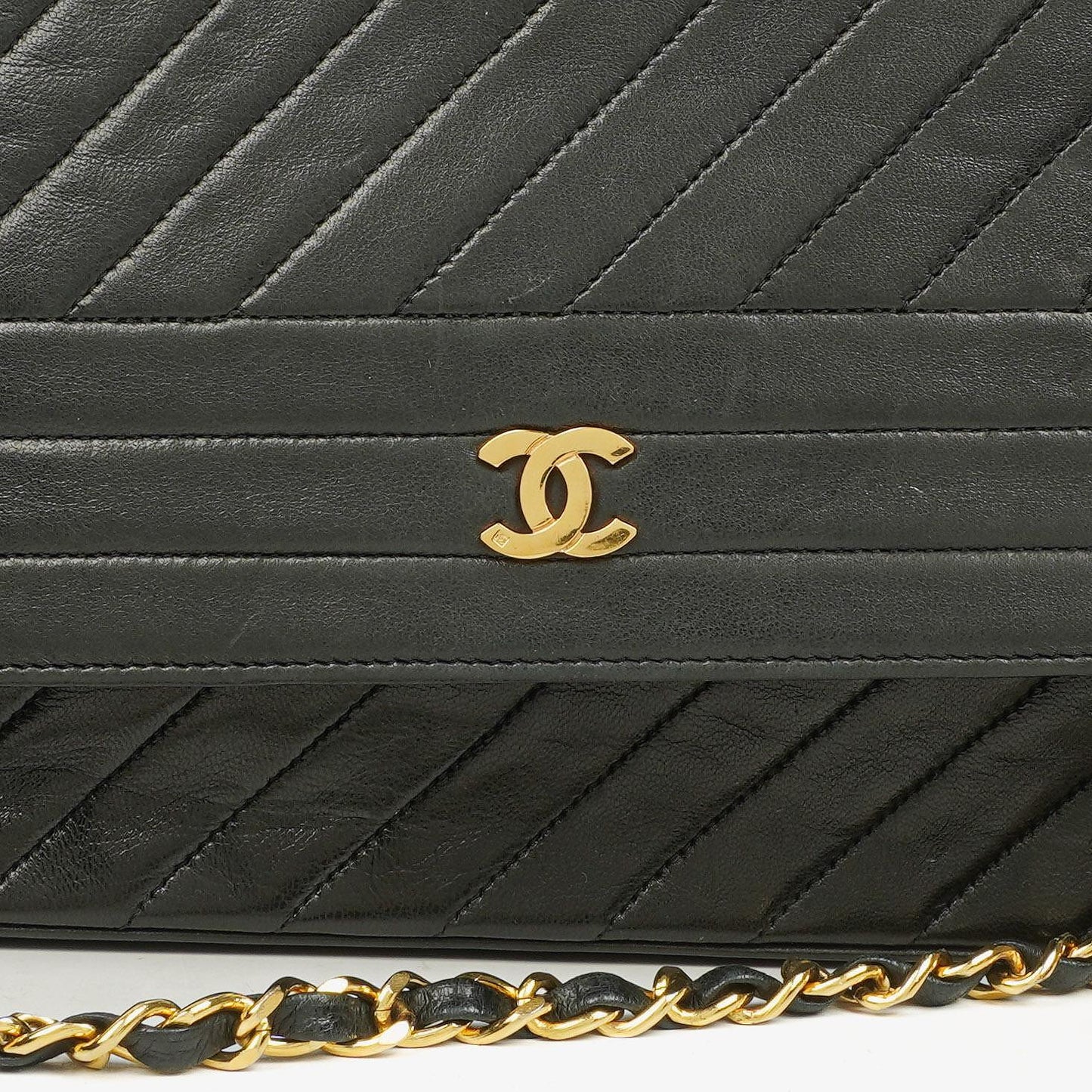 Chanel Diagonal Medium Classic Black Quilted Lambskin Single Flap Bag With 24K Gold-Plated Hardware