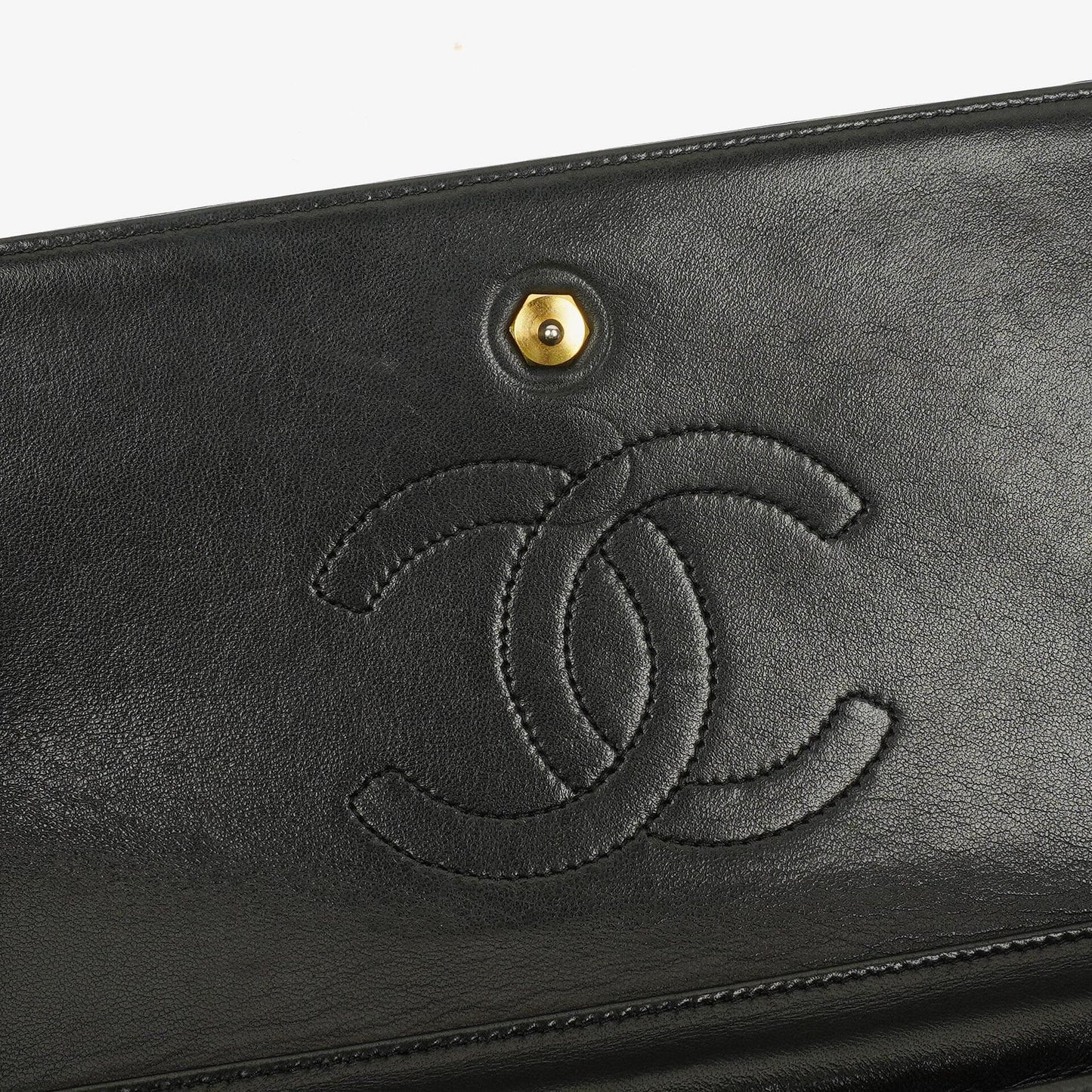 Chanel Diagonal Medium Classic Black Quilted Lambskin Single Flap Bag With 24K Gold-Plated Hardware