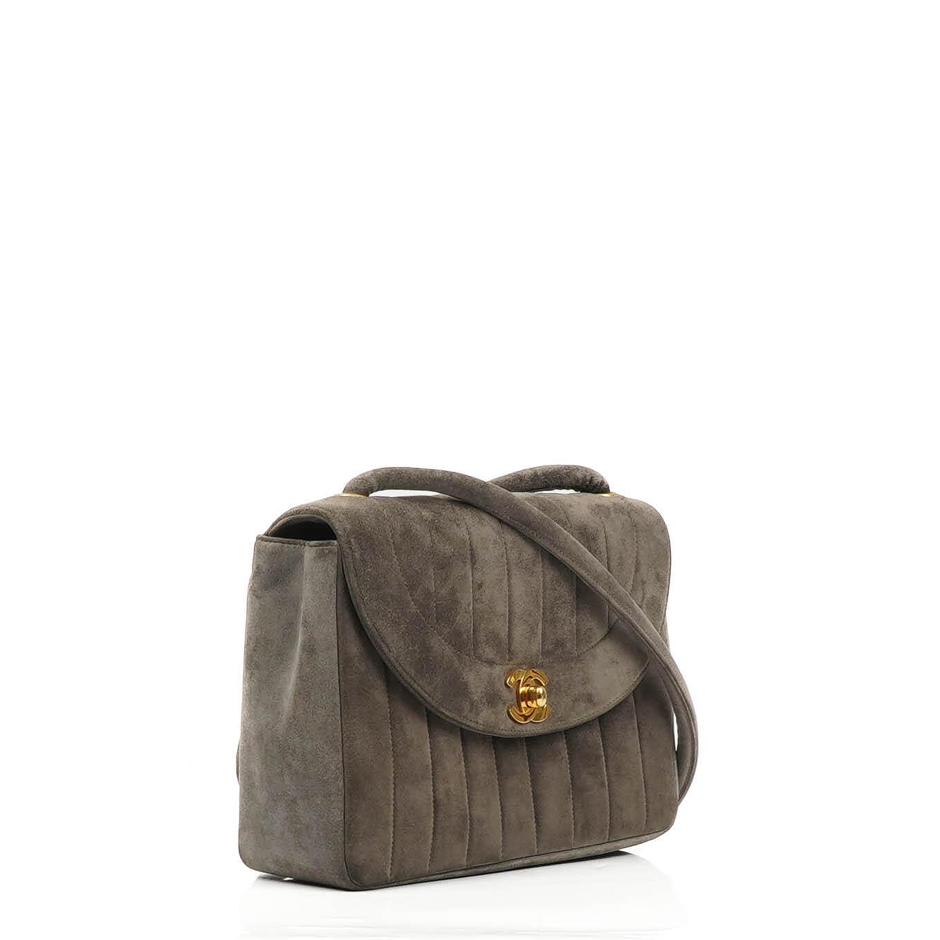 Chanel Diana Vertical Quilted Single Flap Bag With 24K Gold-Plated Hardware