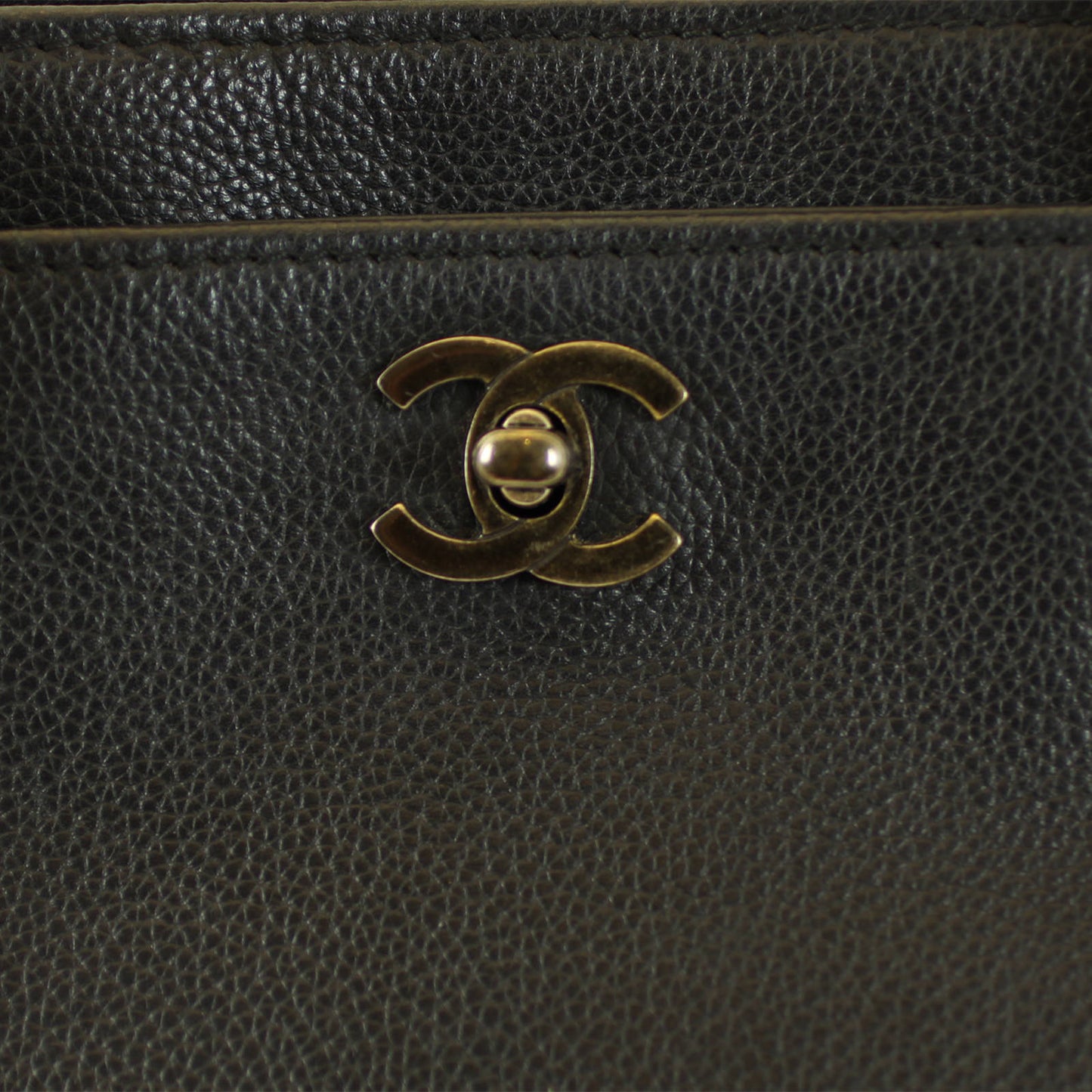 Chanel Executive Cerf Tote | Black
