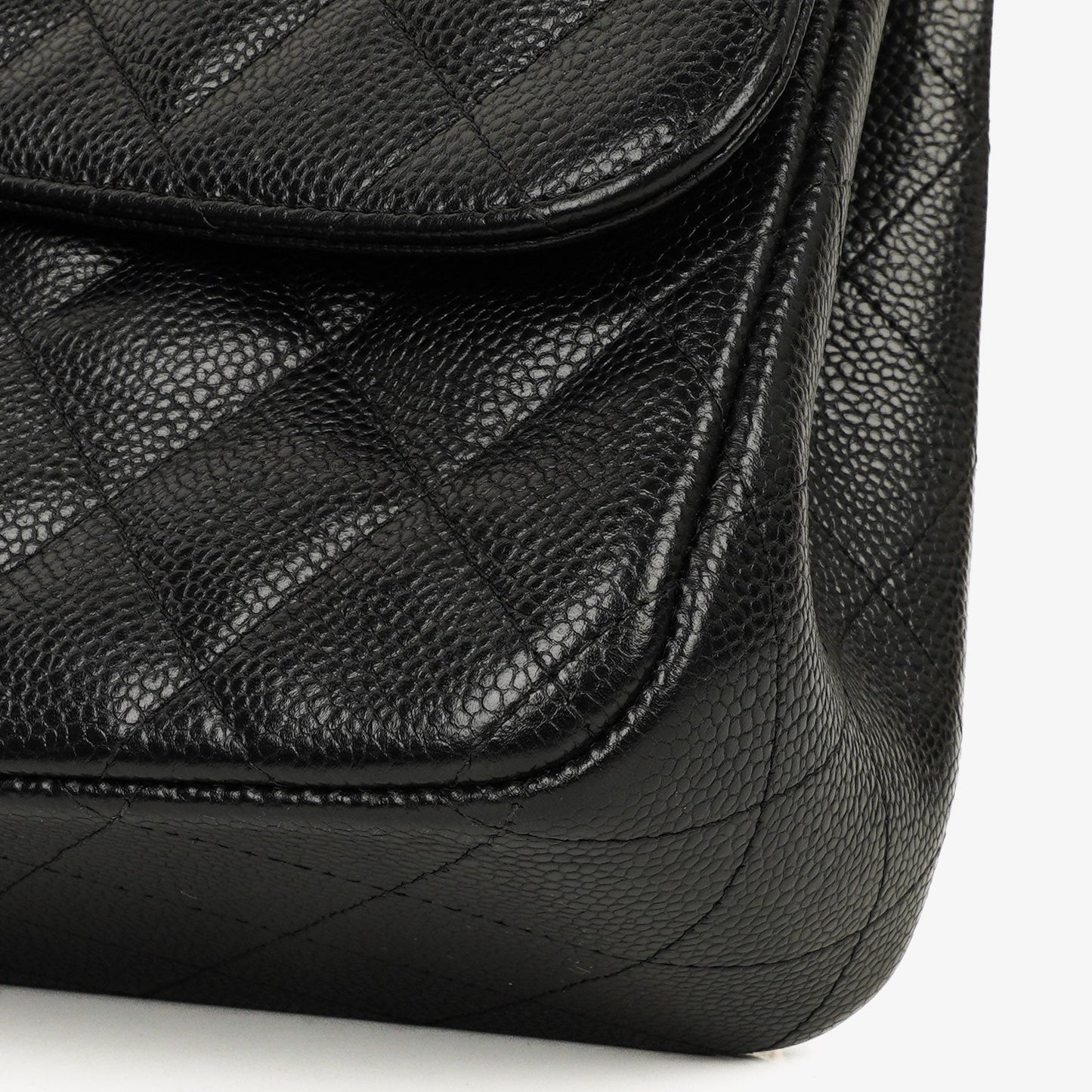 Chanel Jumbo Classic Double Flap Bag Black Quilted Caviar Gold-Tone Hardware