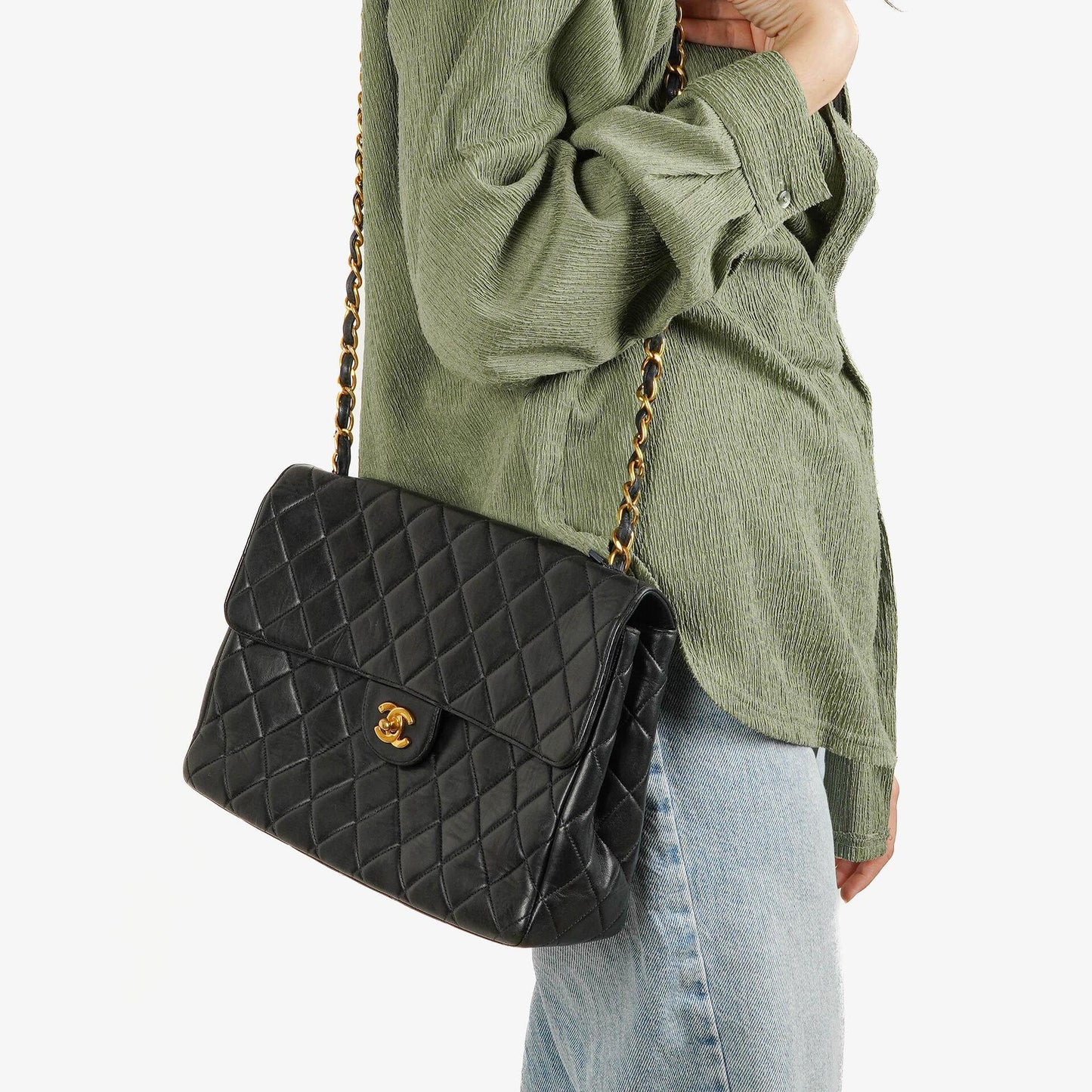 Chanel Jumbo Classic Single Flap Bag Black Quilted Lambskin 24K Gold-Plated Hardware