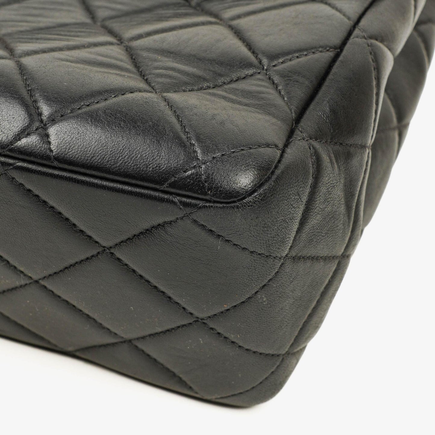 Chanel Jumbo Classic Single Flap Bag Black Quilted Lambskin 24K Gold-Plated Hardware