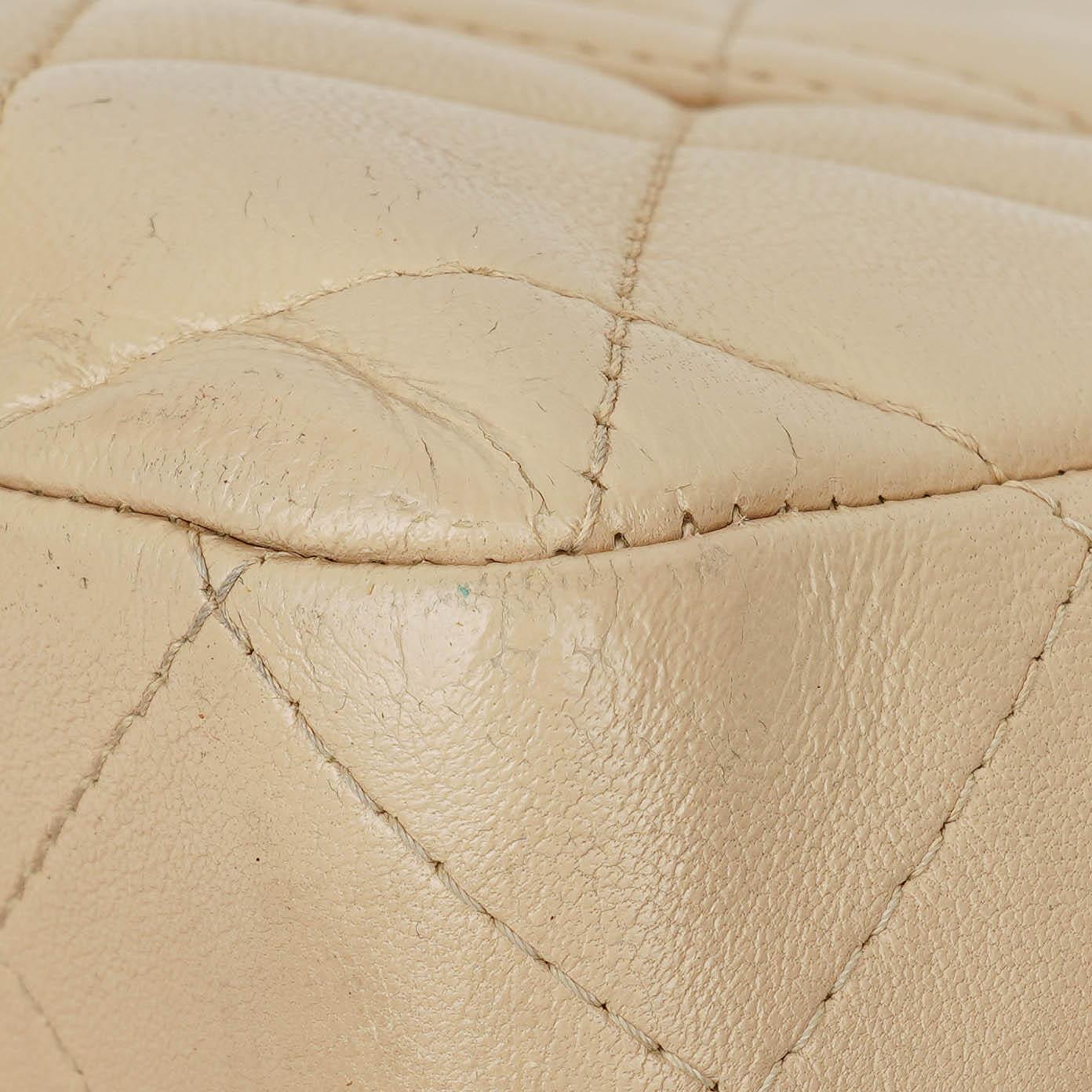 Chanel Jumbo Classic Single Flap Bag Quilted Lambskin Silver -Toned Hardware