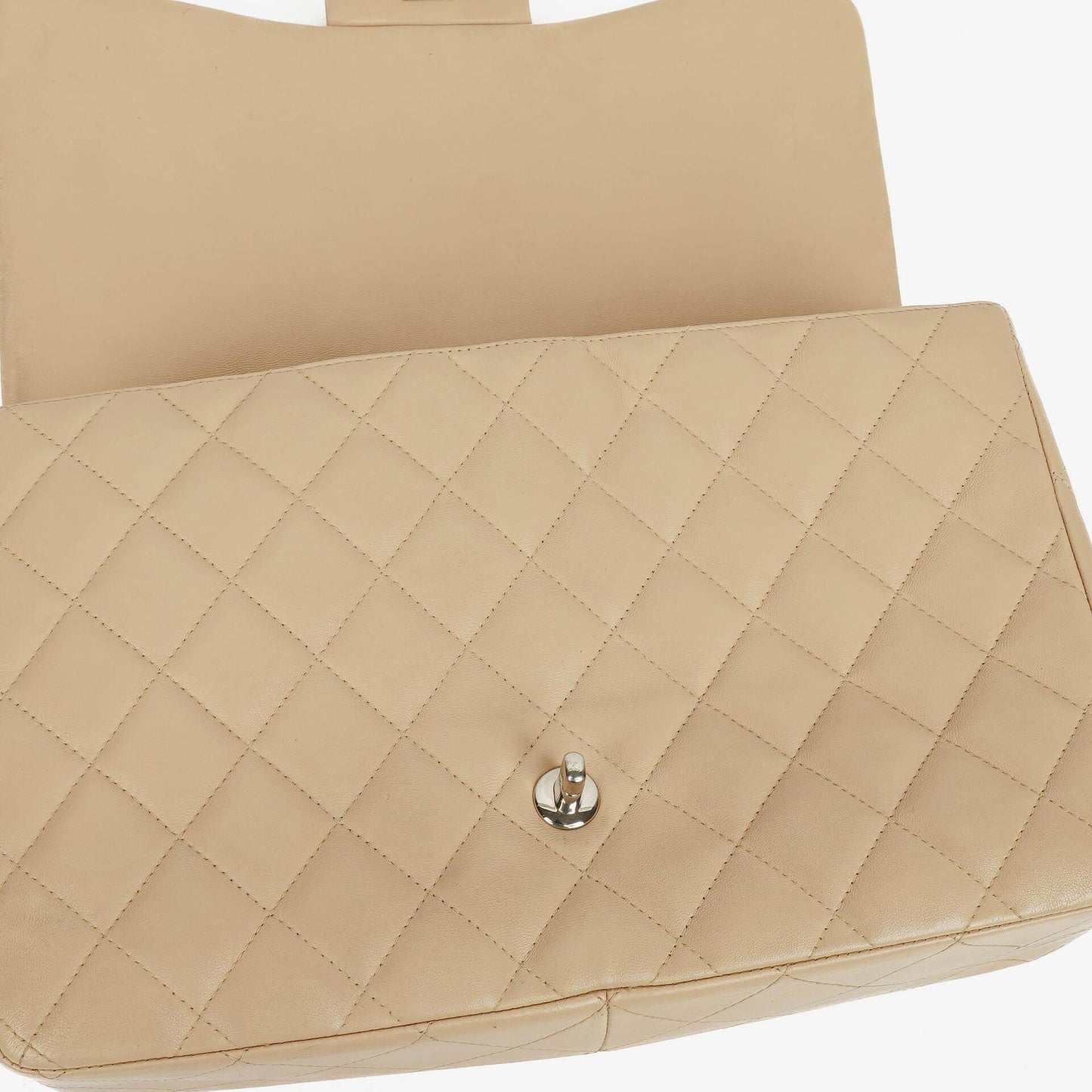 Chanel Jumbo Classic Single Flap Bag Quilted Lambskin Silver -Toned Hardware
