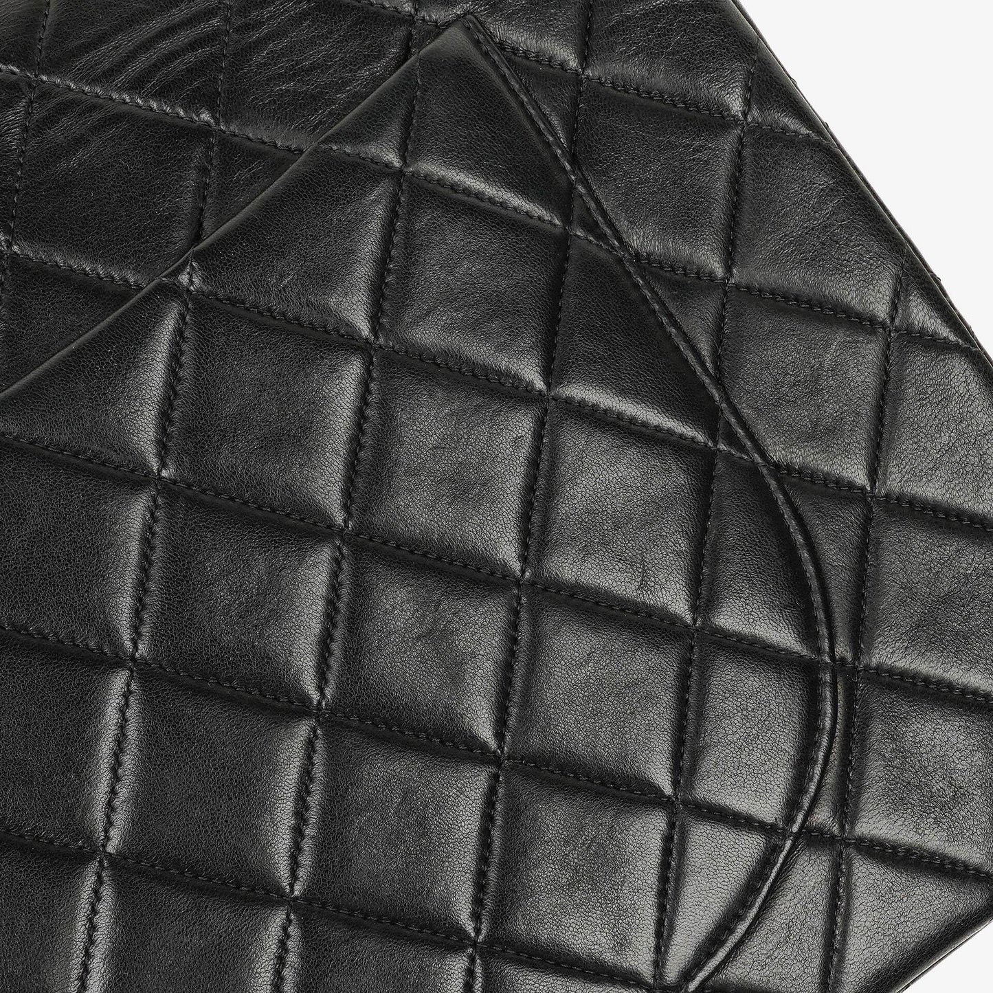 Chanel Maxi Jumbo CC Classic Single Flap Bag Black Quilted Lambskin 24K Gold-Plated Hardware