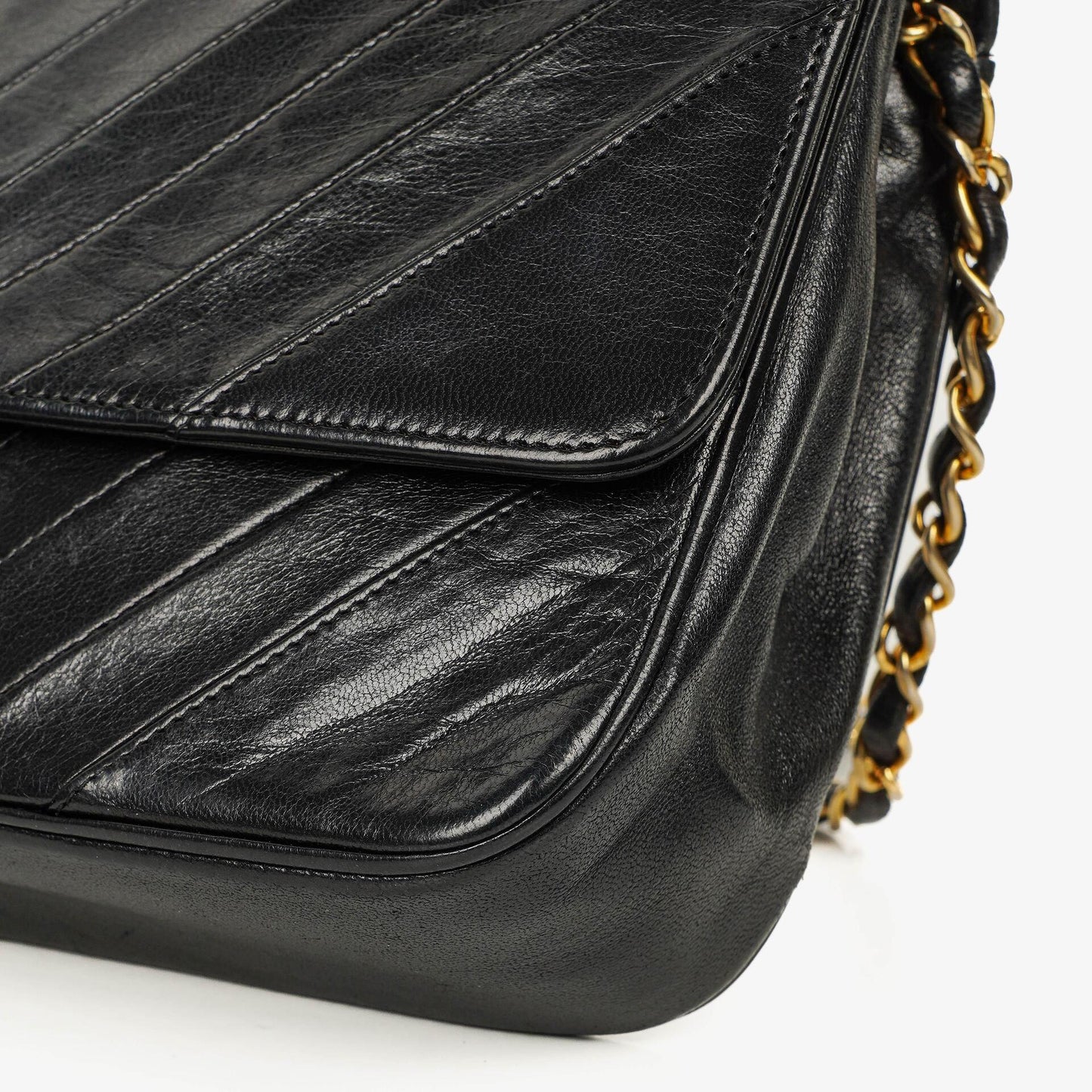 Chanel Medium Classic Single Flap Bag Black Chevron Quilted Lambskin 24K Gold-Plated Hardware