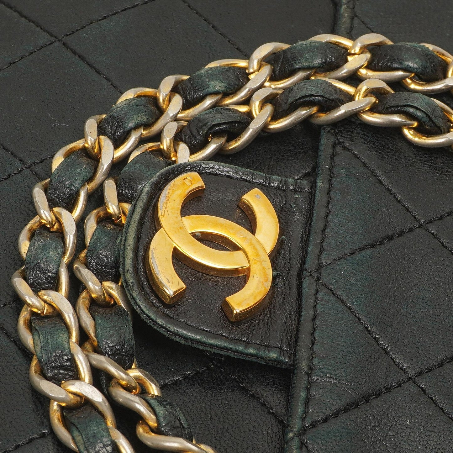 Chanel Medium Classic Single Flap Bag Black Quilted Lambskin 24K Gold-Plated Hardware
