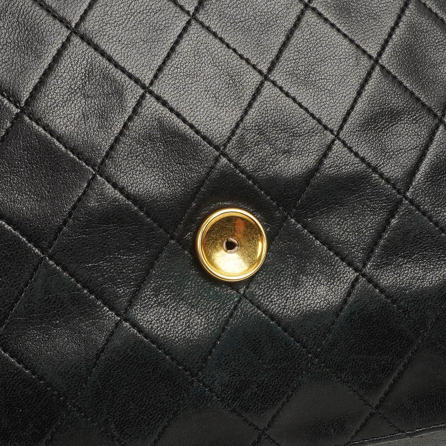 Chanel Medium Classic Single Flap Bag Black Quilted Lambskin 24K Gold-Plated Hardware