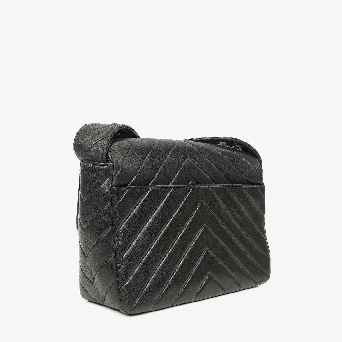 Chanel Medium Flap Bag Black Chevron Lambskin 24K Gold-Plated Hardware