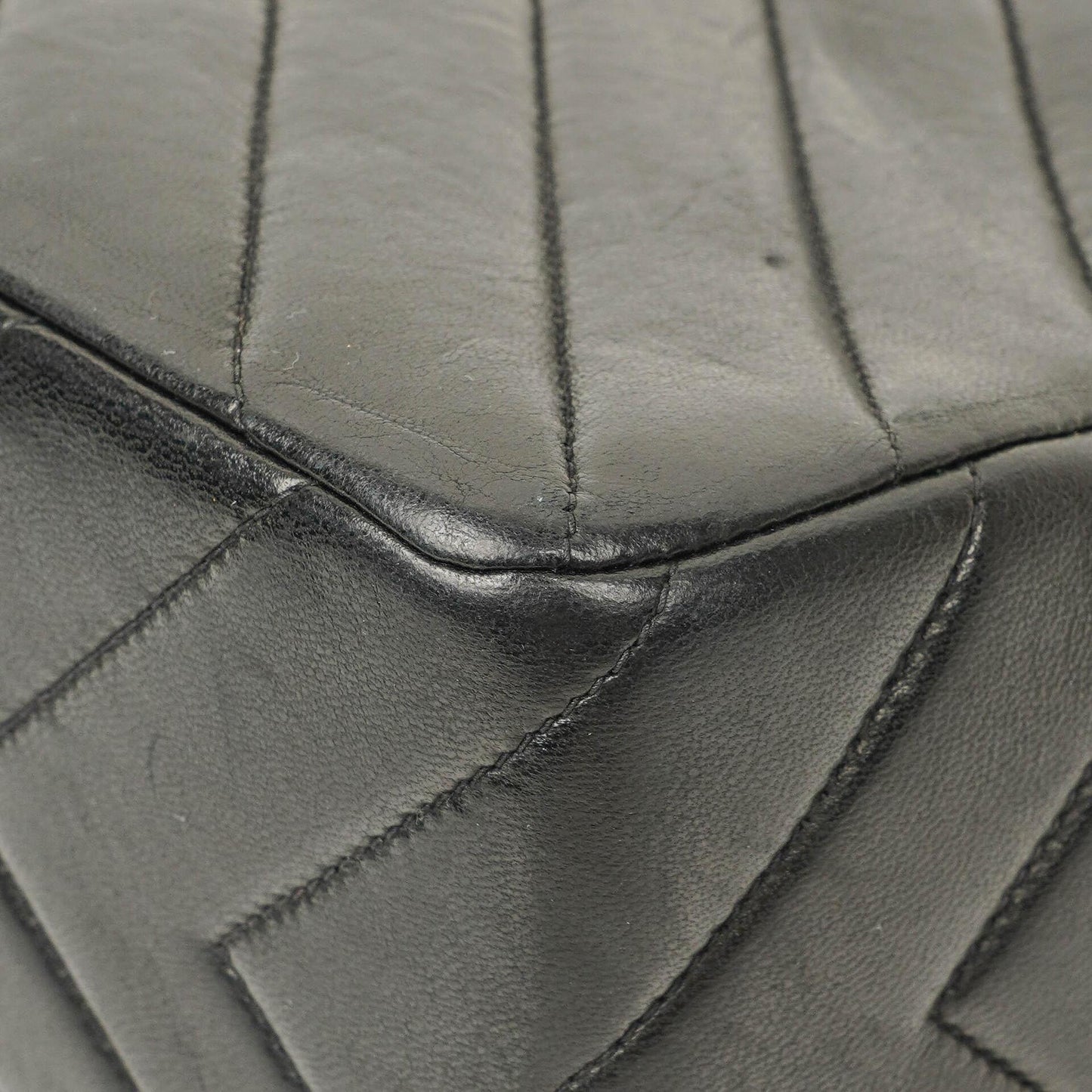 Chanel Medium Flap Bag Black Chevron Lambskin 24K Gold-Plated Hardware