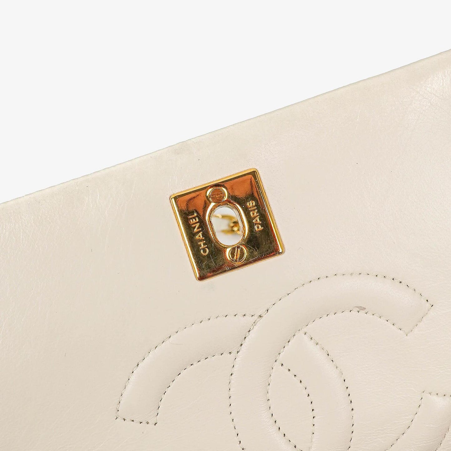 Chanel Mini Classic White Quilted Lambskin Full Flap Wallet On Chain WOC With 24K Gold-Plated Hardware