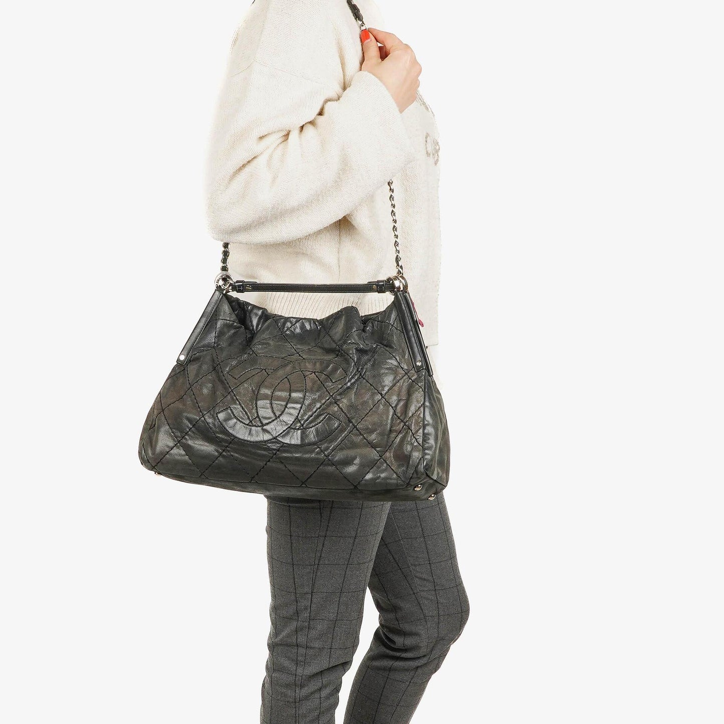 Chanel Sea Hit Medium Black Quilted Iridescent Calfskin Shoulder Bag
