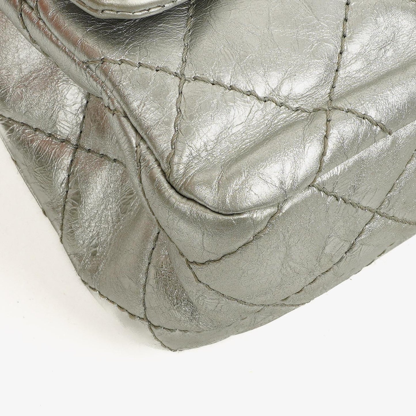 Chanel Silver Metallic Aged Quilted Calfskin 2.55 Reissue 227 Flap Bag