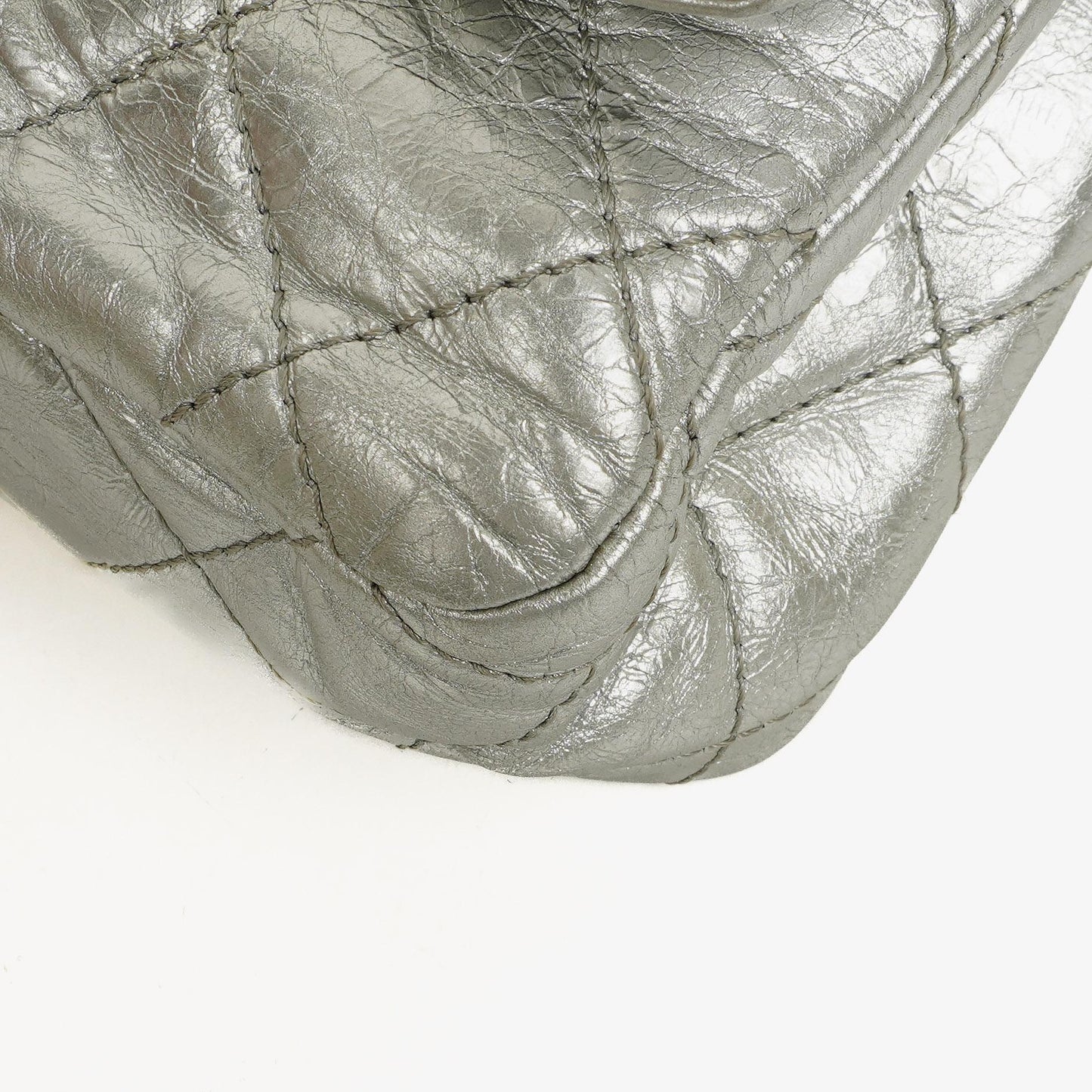 Chanel Silver Metallic Aged Quilted Calfskin 2.55 Reissue 227 Flap Bag