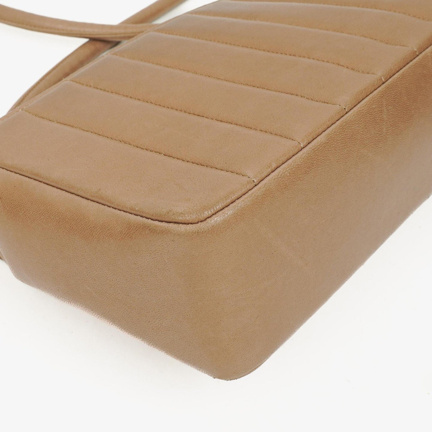 Chanel Vertical Quilted Lambskin Single Flap Diana Bag With 24K Gold-Plated Hardware
