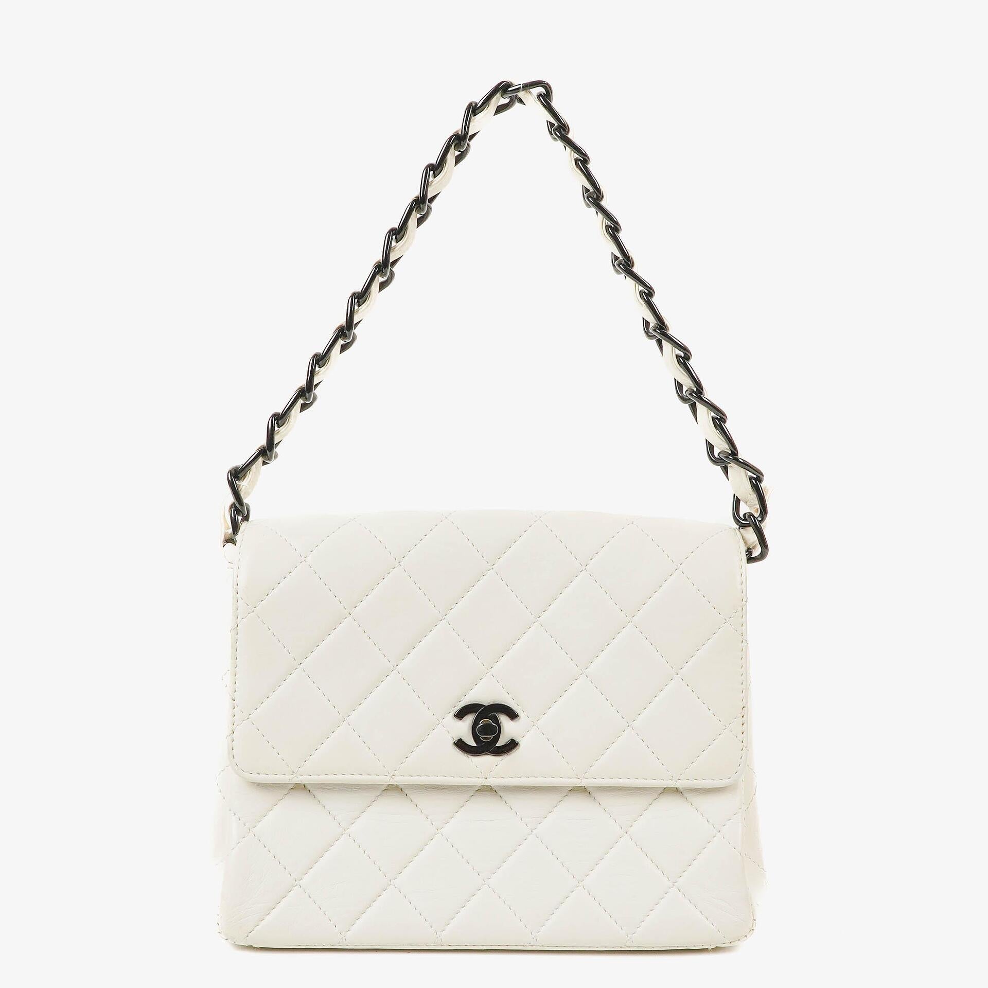 Chanel White Quilted Lambskin Plastic Hardware Shouder Bag