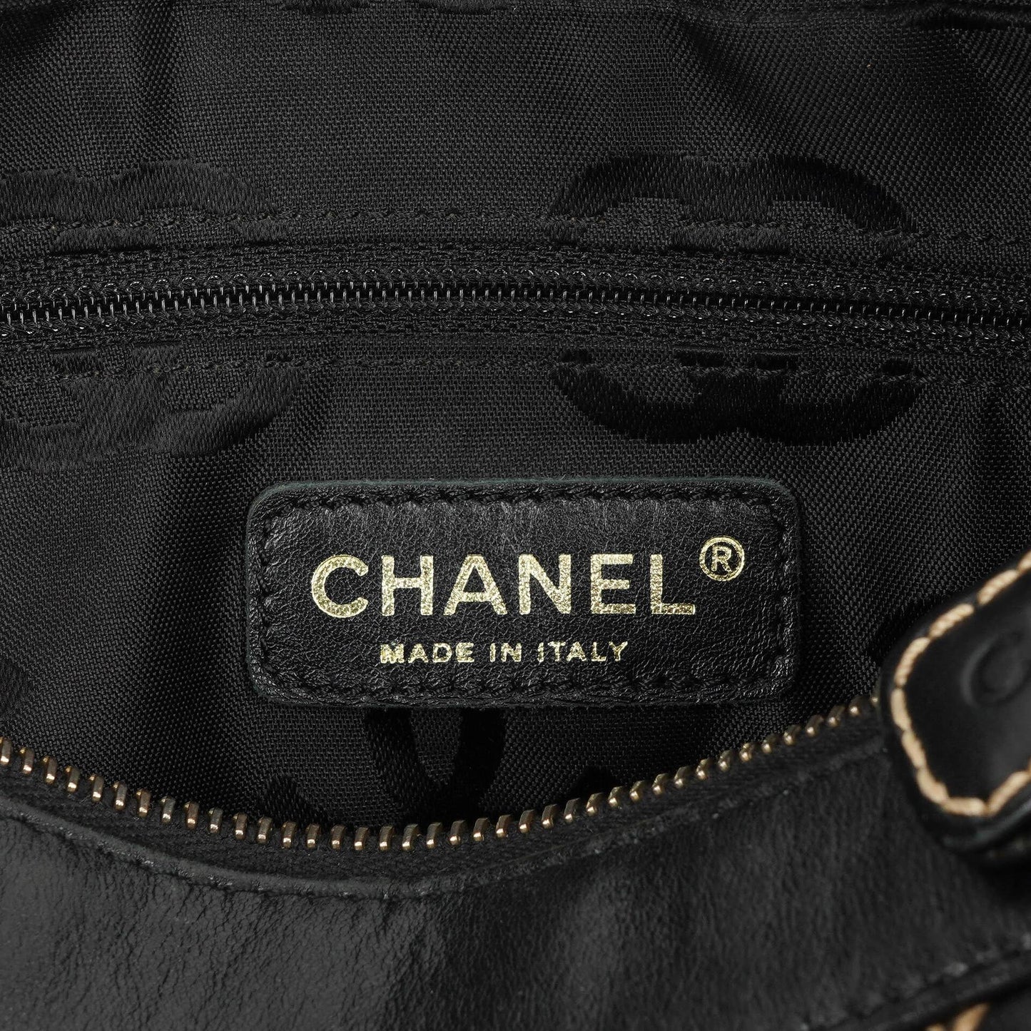 Chanel Wild Stitch Black Quilted Leather CC Shoulder Bag With Gold-Tone Hardware