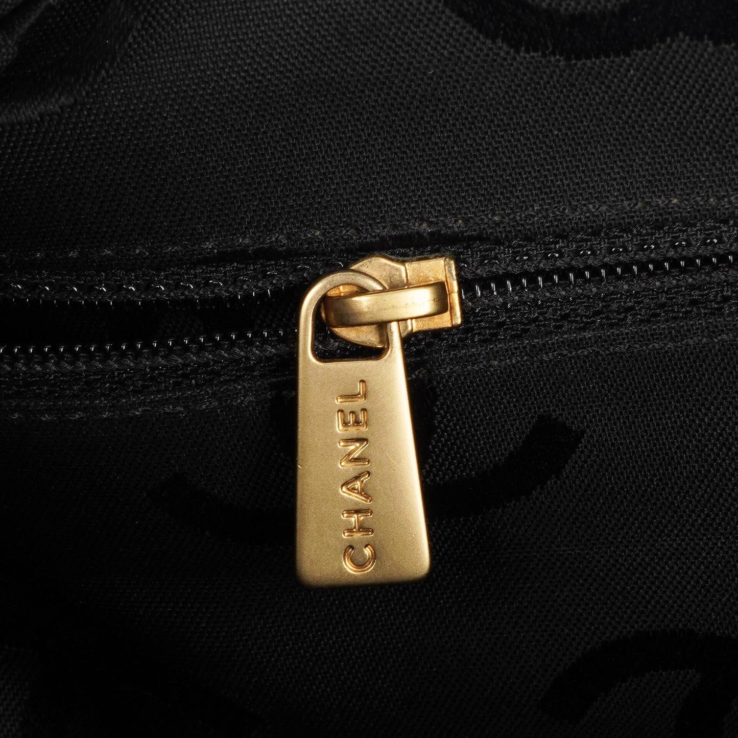 Chanel Wild Stitch Black Quilted Leather CC Shoulder Bag With Gold-Tone Hardware