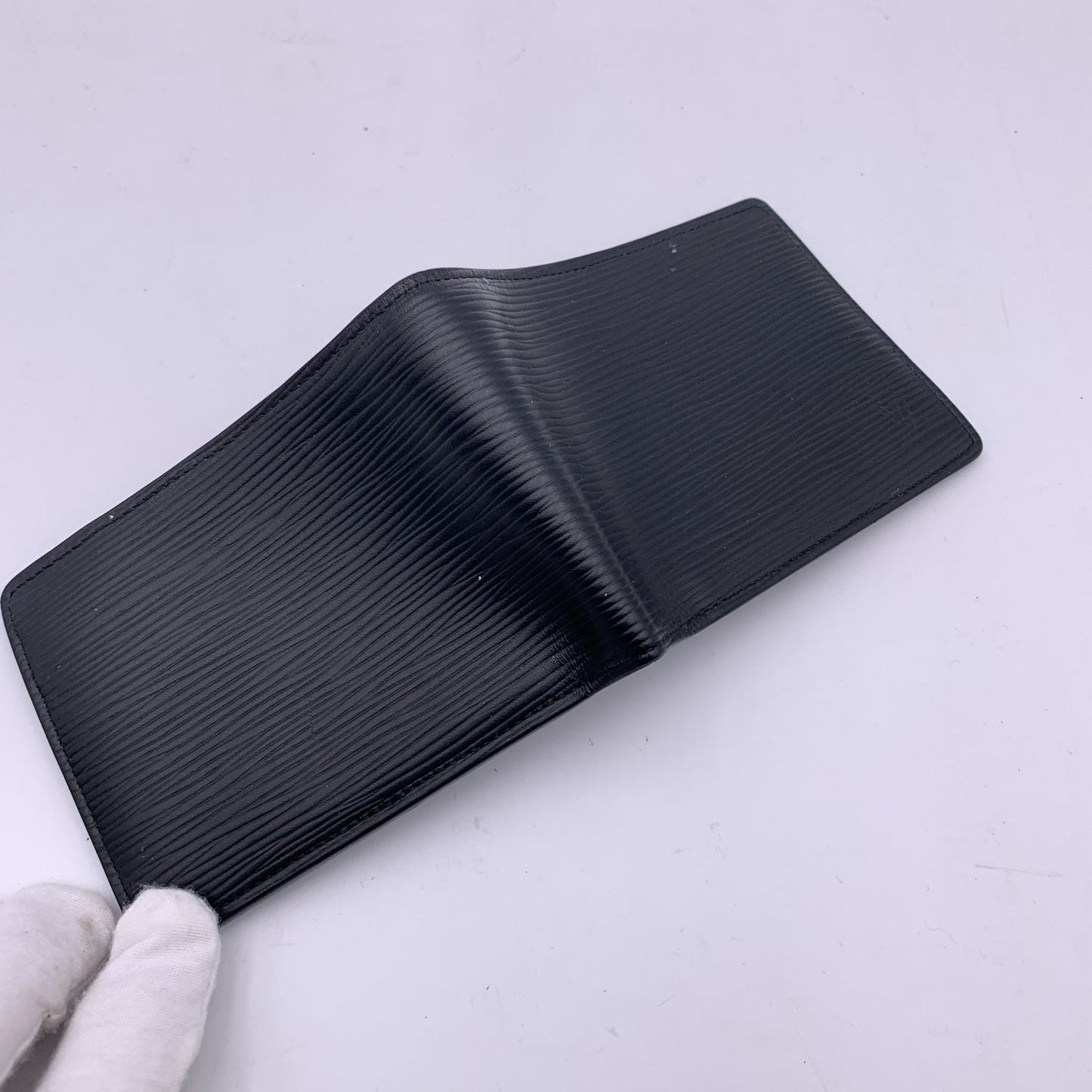LOUIS VUITTON Black Epi Leather Multiple Bifold Wallet
