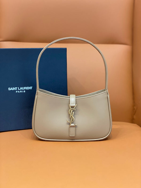 Yves Saint Laurent - Bags - 225
