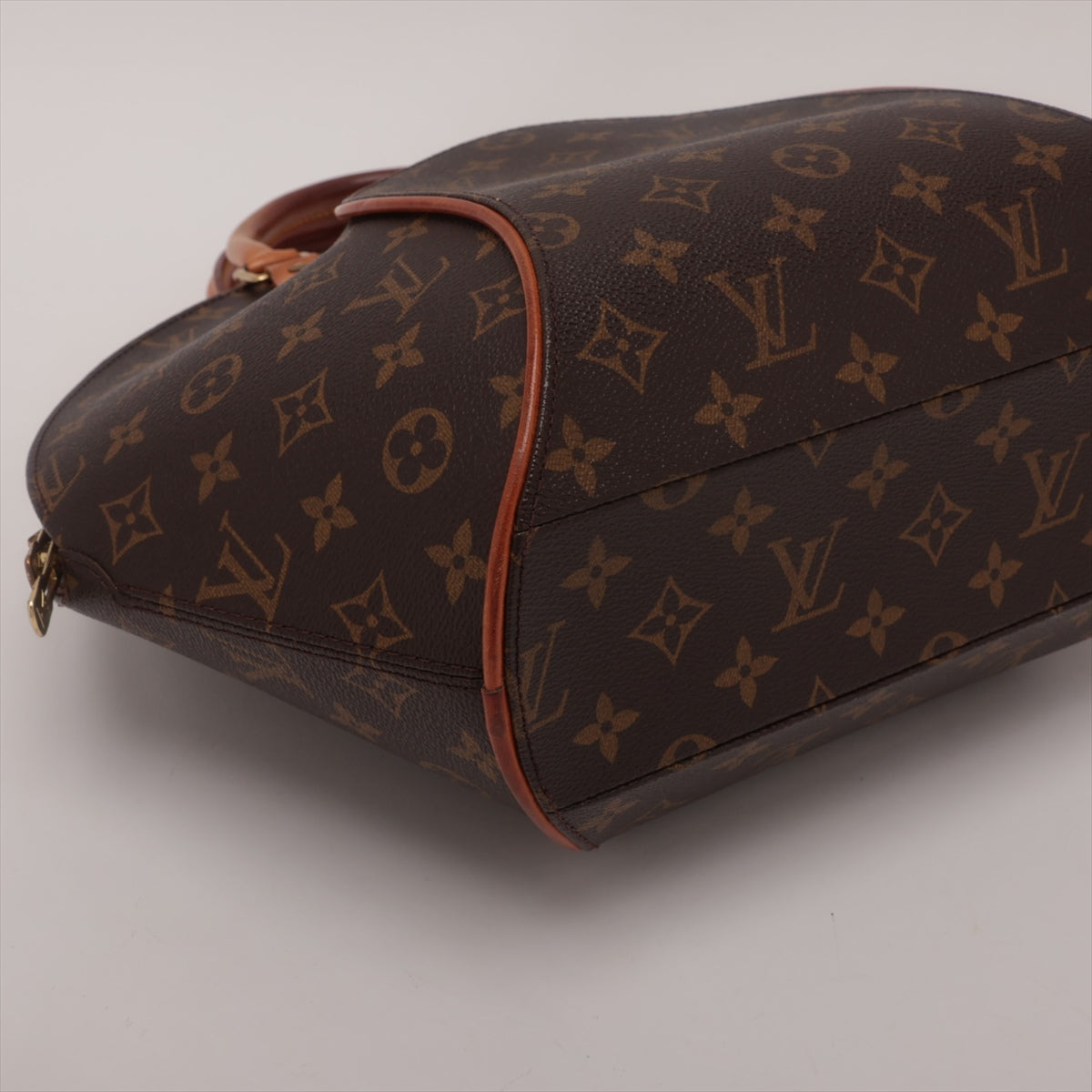 Louis Vuitton Monogram Elips MM M51126