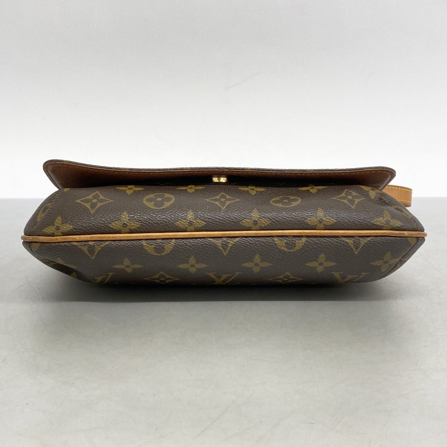 Louis Vuitton  Shoulder Bag