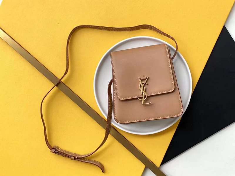 Yves Saint Laurent City Modern Handbag