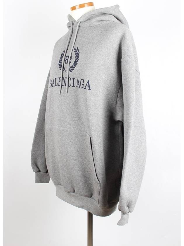 Luxury Balenciaga Trending 2026 Laurel hood L
