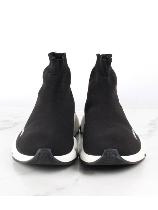 Luxury Balenciaga Trending 2026 Speedrunner sneakers 40 250