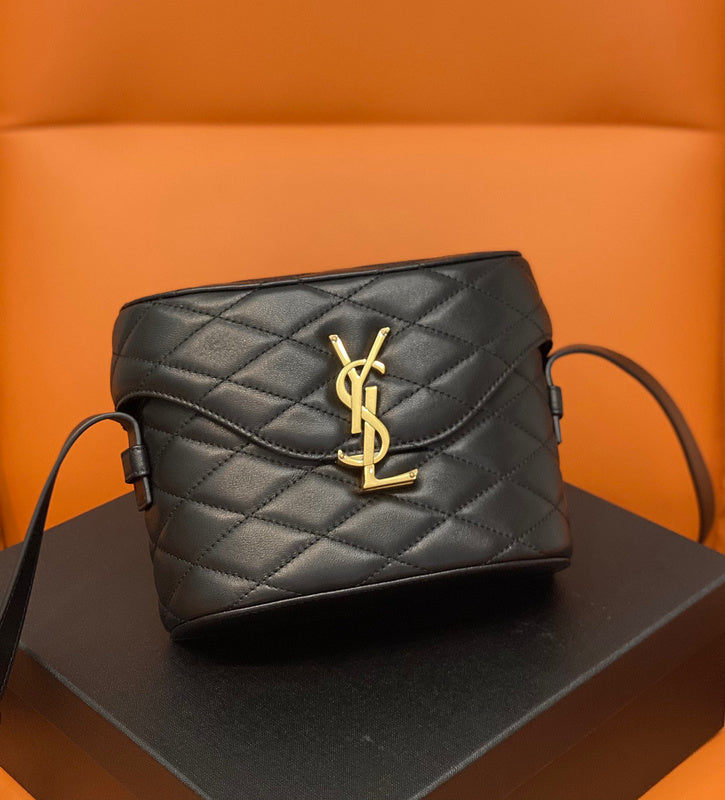 Yves Saint Laurent - Bags - 296