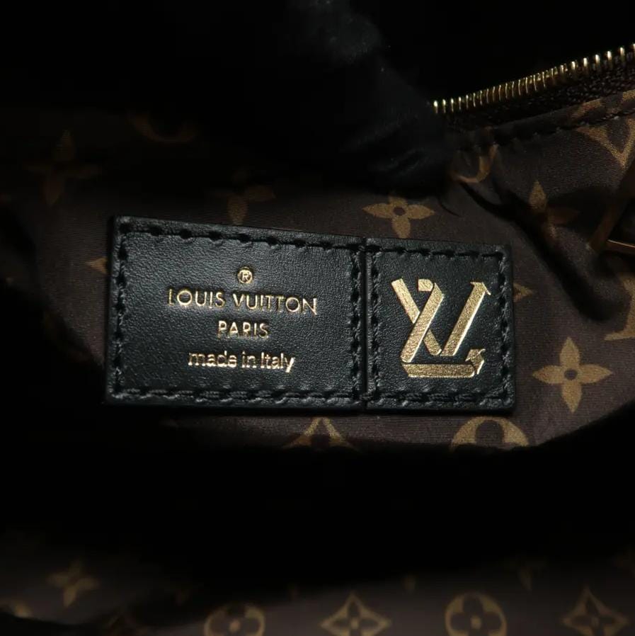 LOUIS VUITTON  25 Bandouliere Monogram Nylon Shoulder Bag Black