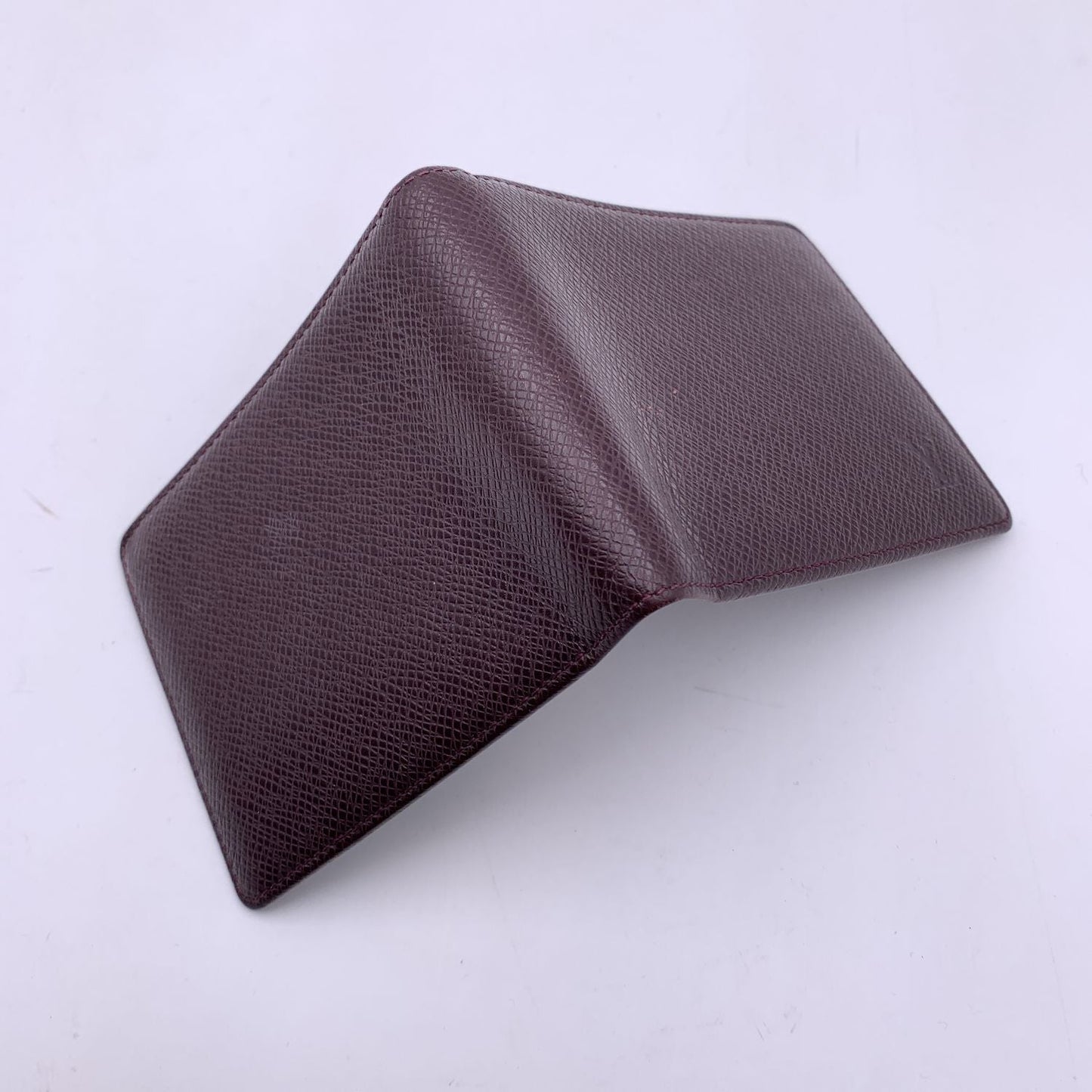 LOUIS VUITTON Brown Taiga Leather Card Holder Bifold Wallet