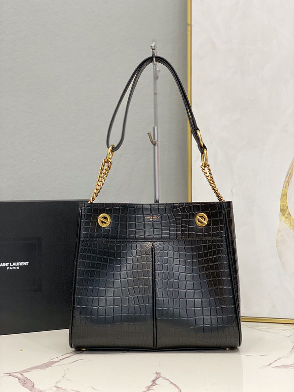 Yves Saint Laurent Boutique Refined Handbag