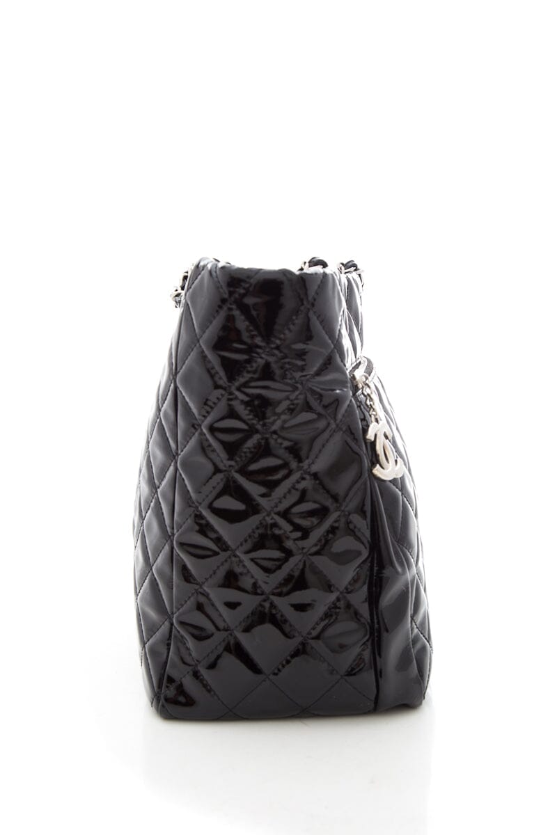 Chanel Black Diamond quilted "2009-2010"  HandBag