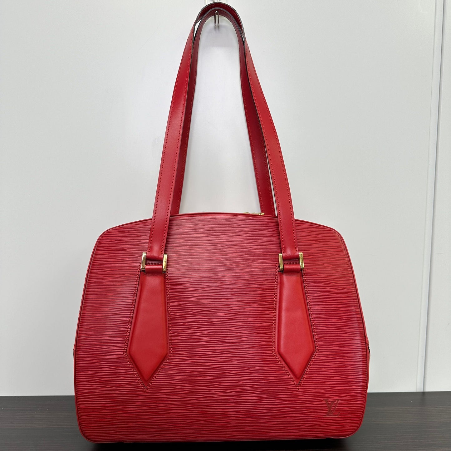 Louis Vuitton Epi Voltaire Shoulder Bag Red Leather LB123203