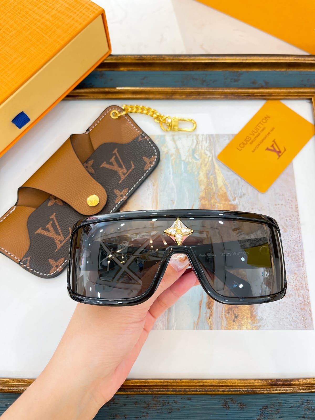 Louis Vuitton Cy  Sport Mask Sunglasses