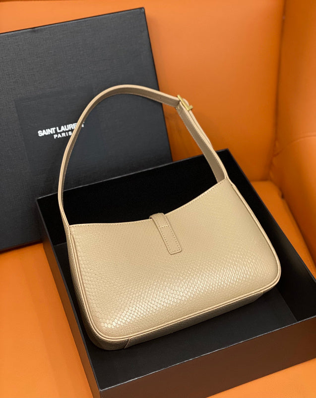 Yves Saint Laurent - Bags - 233