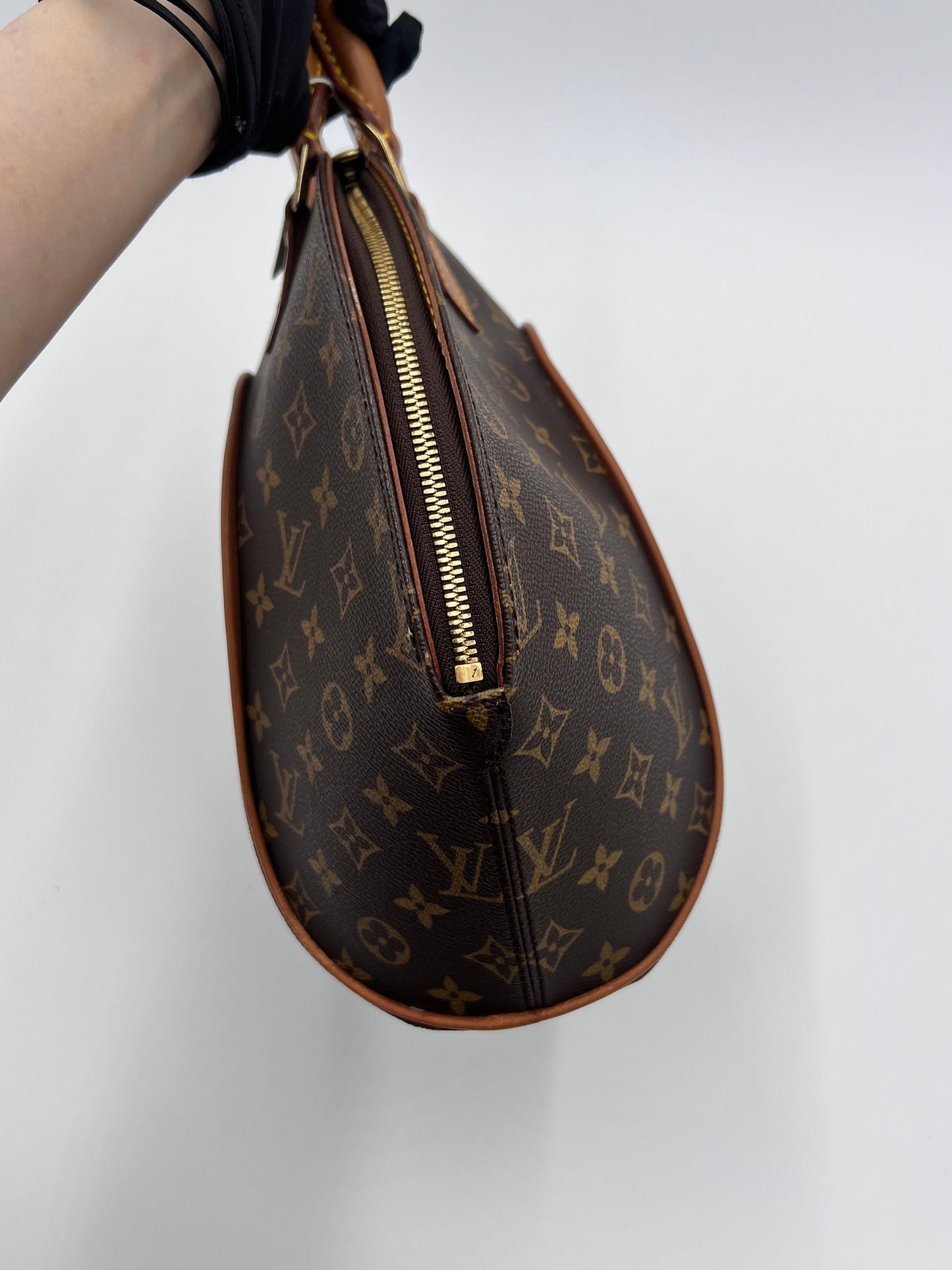 Louis Vuitton Monogram Ellipse Handbag Brown AG472O