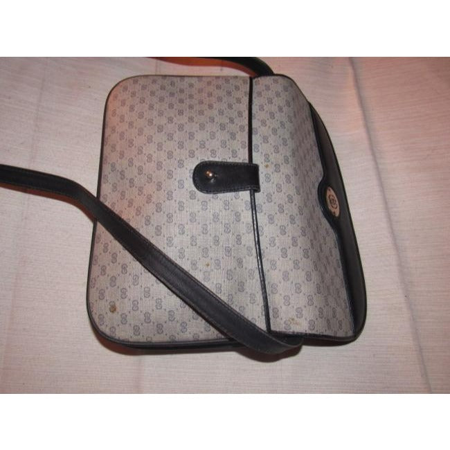 Gucci Vintage Blue Patent Gg Canvas Shoulder Bag
