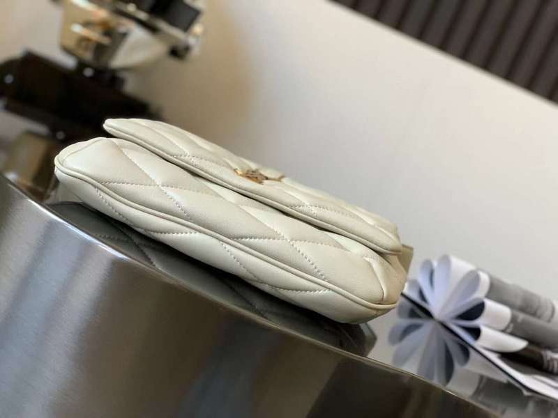 Yves Saint Laurent Studio Refined Handbag
