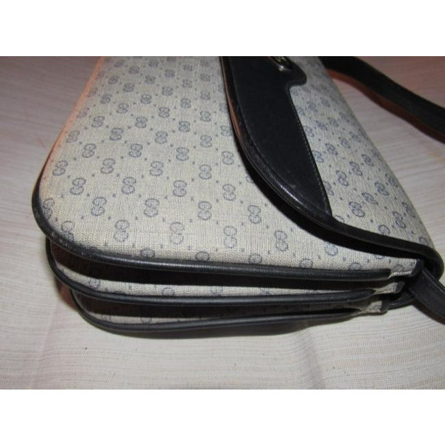 Gucci Vintage Blue Patent Gg Canvas Shoulder Bag